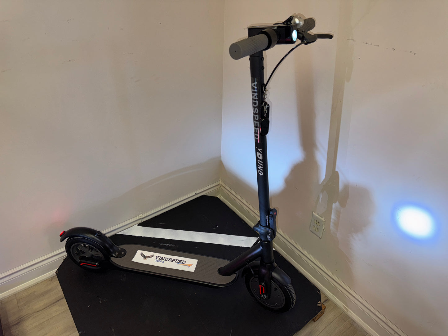 Gen Z Electric scooter 350W single Moto Best Deal with Free Helmet