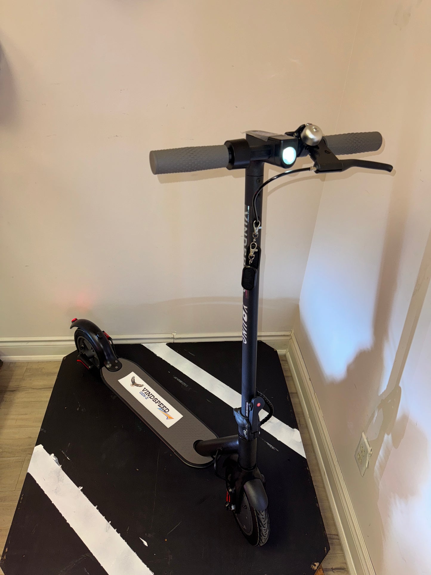 Gen Z Electric scooter 350W single Moto Best Deal with Free Helmet